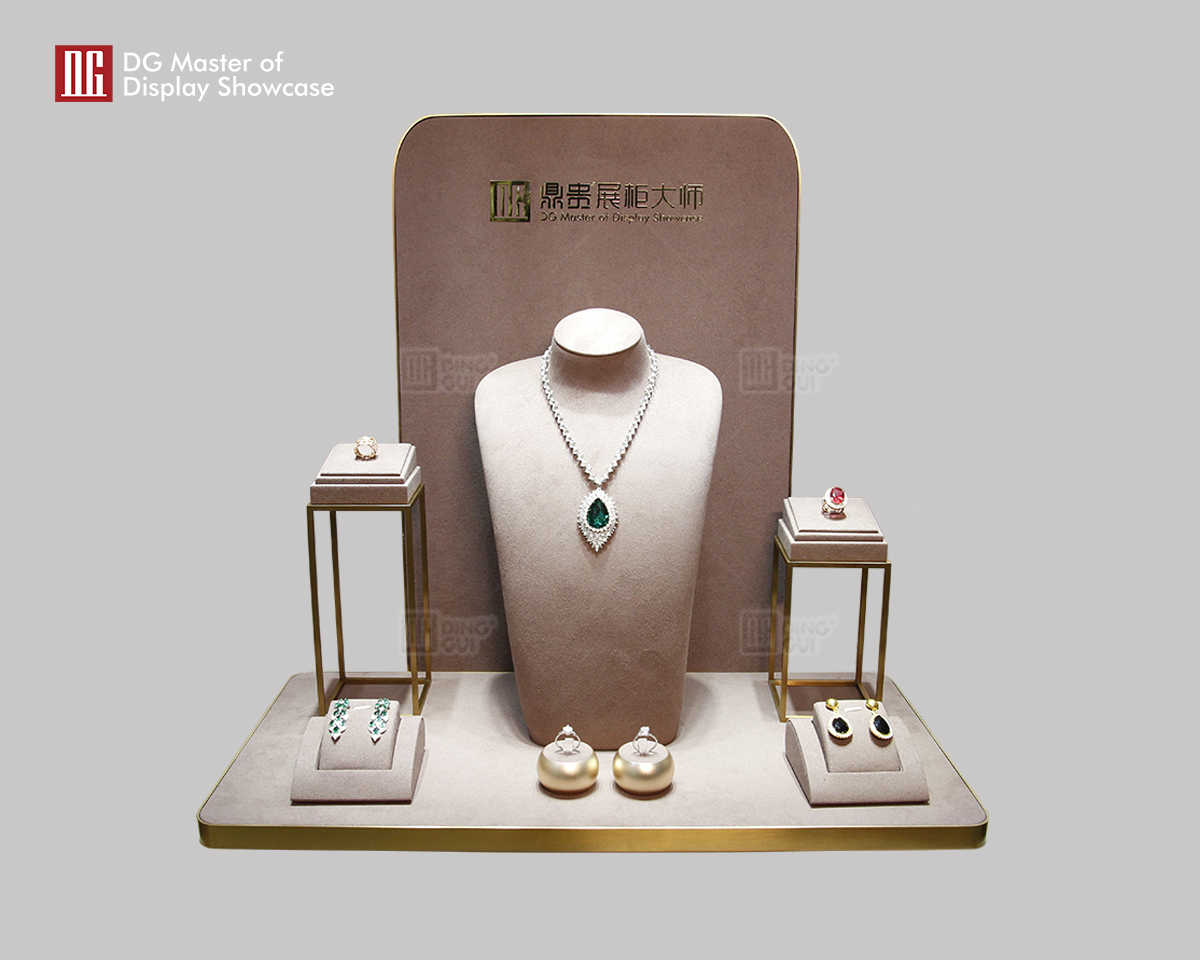 Dg Showcase Luxury Jewelry Display Props Set For Shop Interior Design