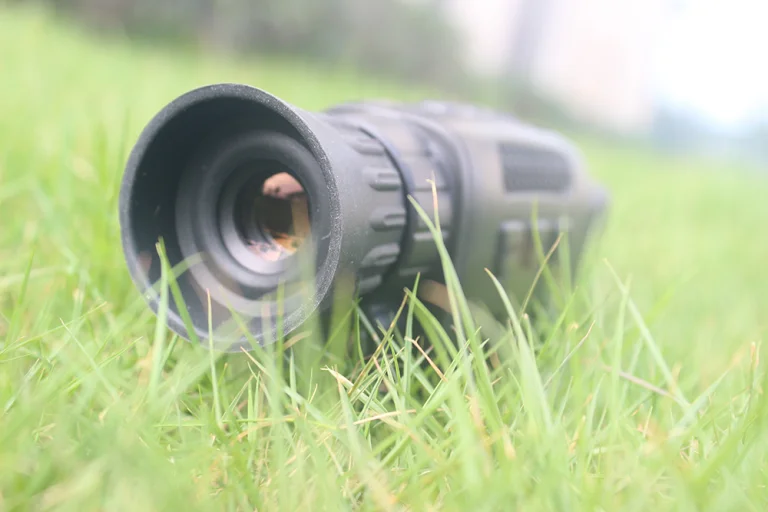 Monoculaire Vision Nocturne 4K – Zoom Numérique 28x, Batterie 3600 MAh, Enregistrement Vidéo Photo, Idéal Camping Randonnée Surveillance (D15)