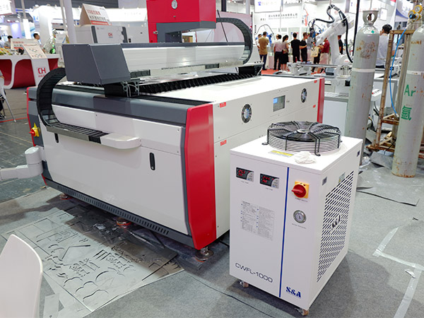 S&A CWFL-1000 for 1KW Fiber Laser System
