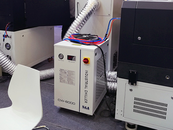 Industrial Water Chiller System CW-6200 5100W Cooling Capacity