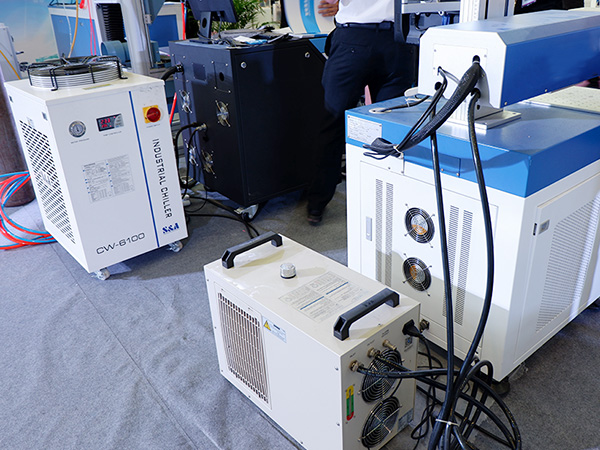 Industrial Recirculating Chiller CW-6100 4200W Cooling Capacity