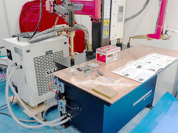 TEYU laser chillers for advertising laser welding machines
