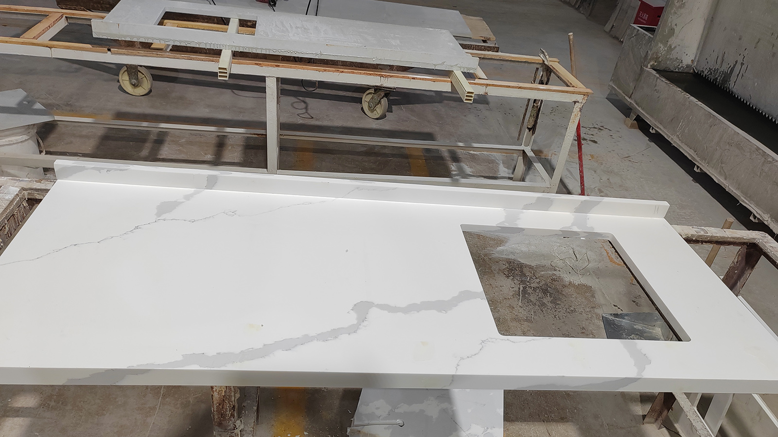 Intro to Crystalline Silica Free Marble Vein countertops processing GELANDY