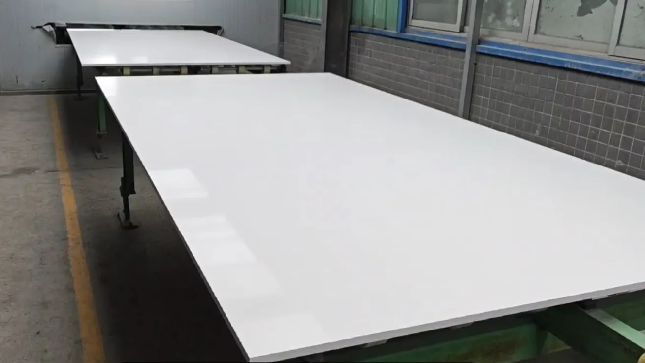 Best Stain Resistant Super White Quartz Stone Factory Price - GELANDY