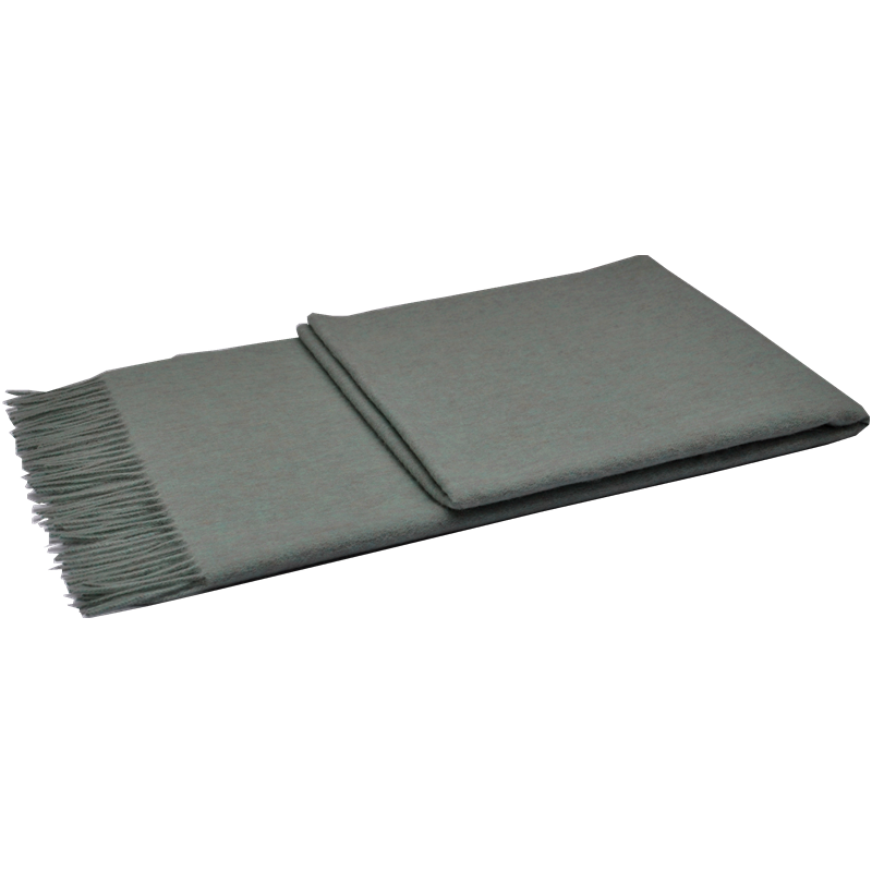 TH1961 lamb wool cashmere scarf back view showing rectangular shape and fringe