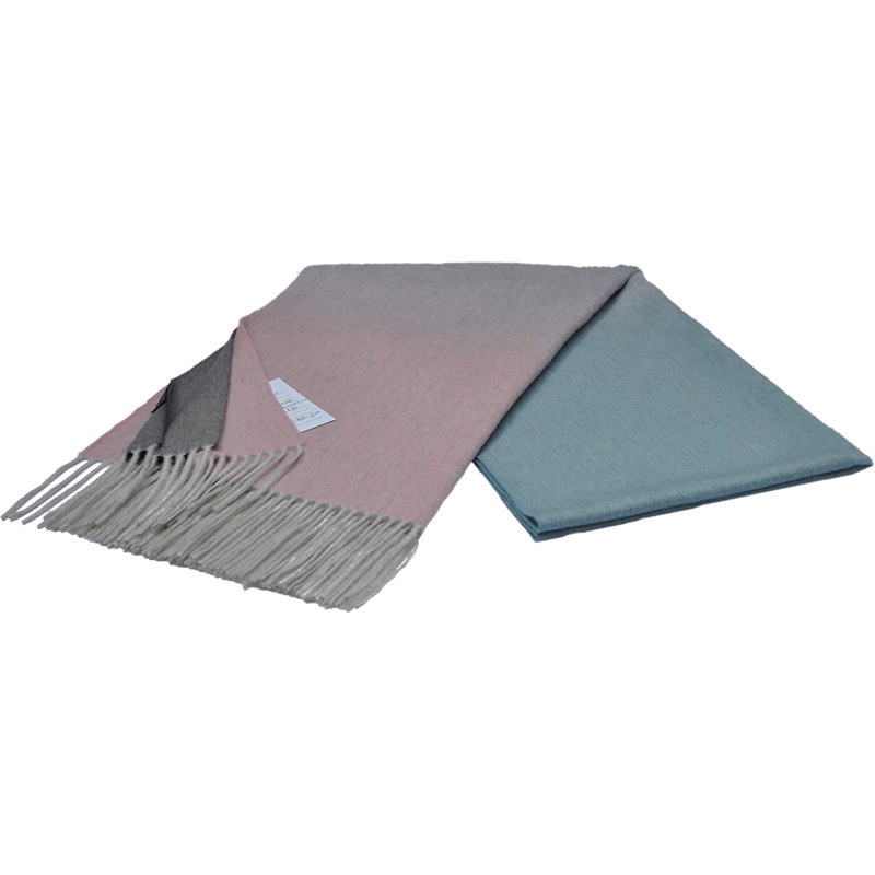 TH2125-cashmere-shawl-folded-gradient-color-transition