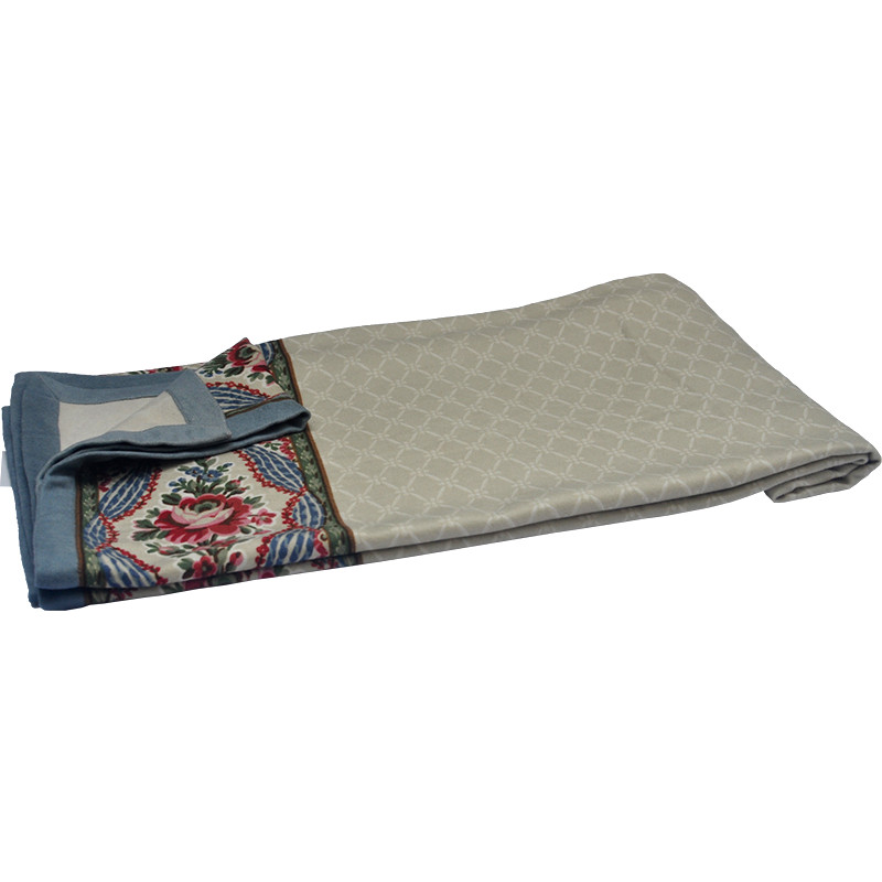 premium-100-percent-silk-printed-blanket-folded-perspective
