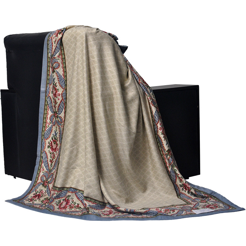wholesale-luxury-home-textiles-silk-blanket-full-drape-display