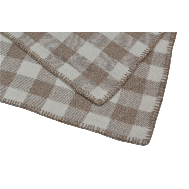 E130403-gingham-plaid-cashmere-throw-interior-decor-setting