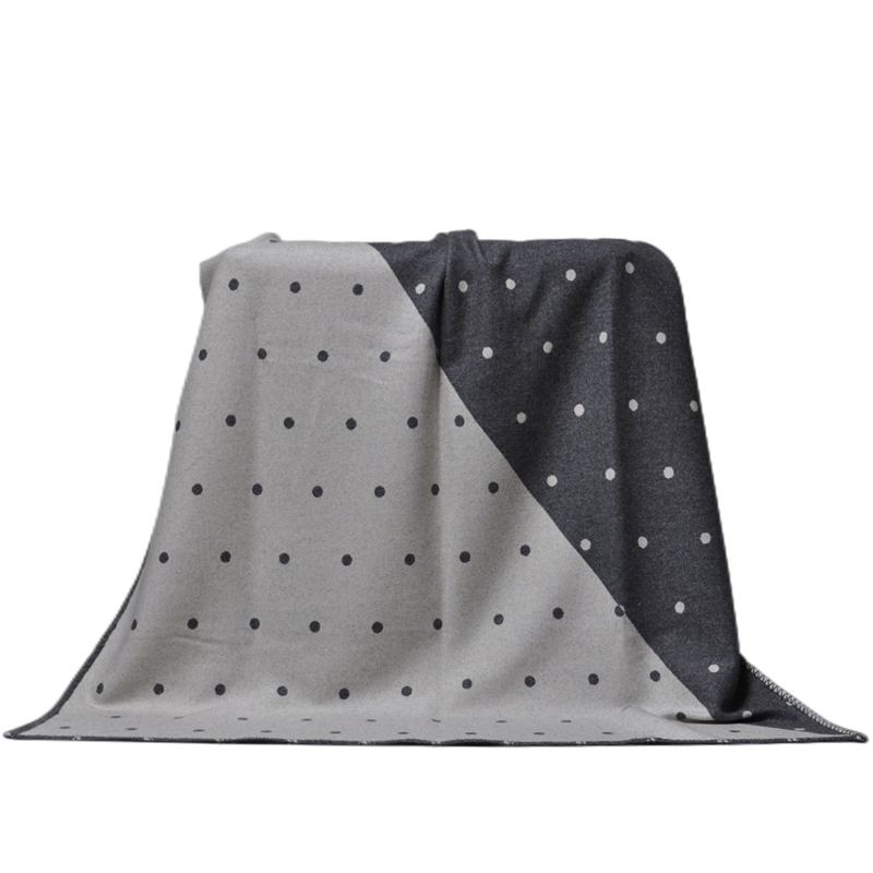 Full drape reversible polka dot wool blanket