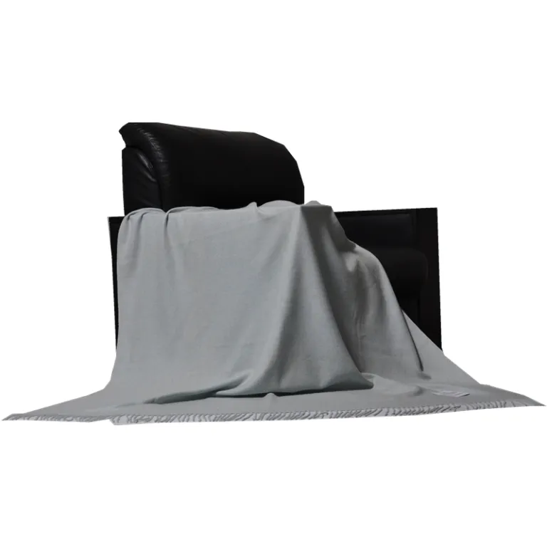 Luxury 50% Cashmere 50% Wool Mélange Blue Throw Blanket – Model