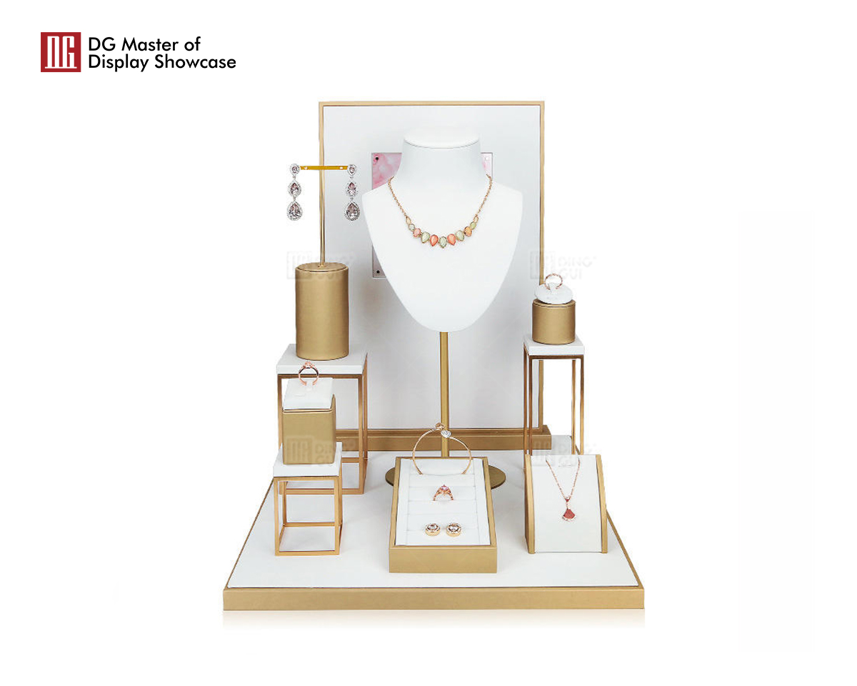 DG Showcase custom luxury jewelry display props set for shop interior