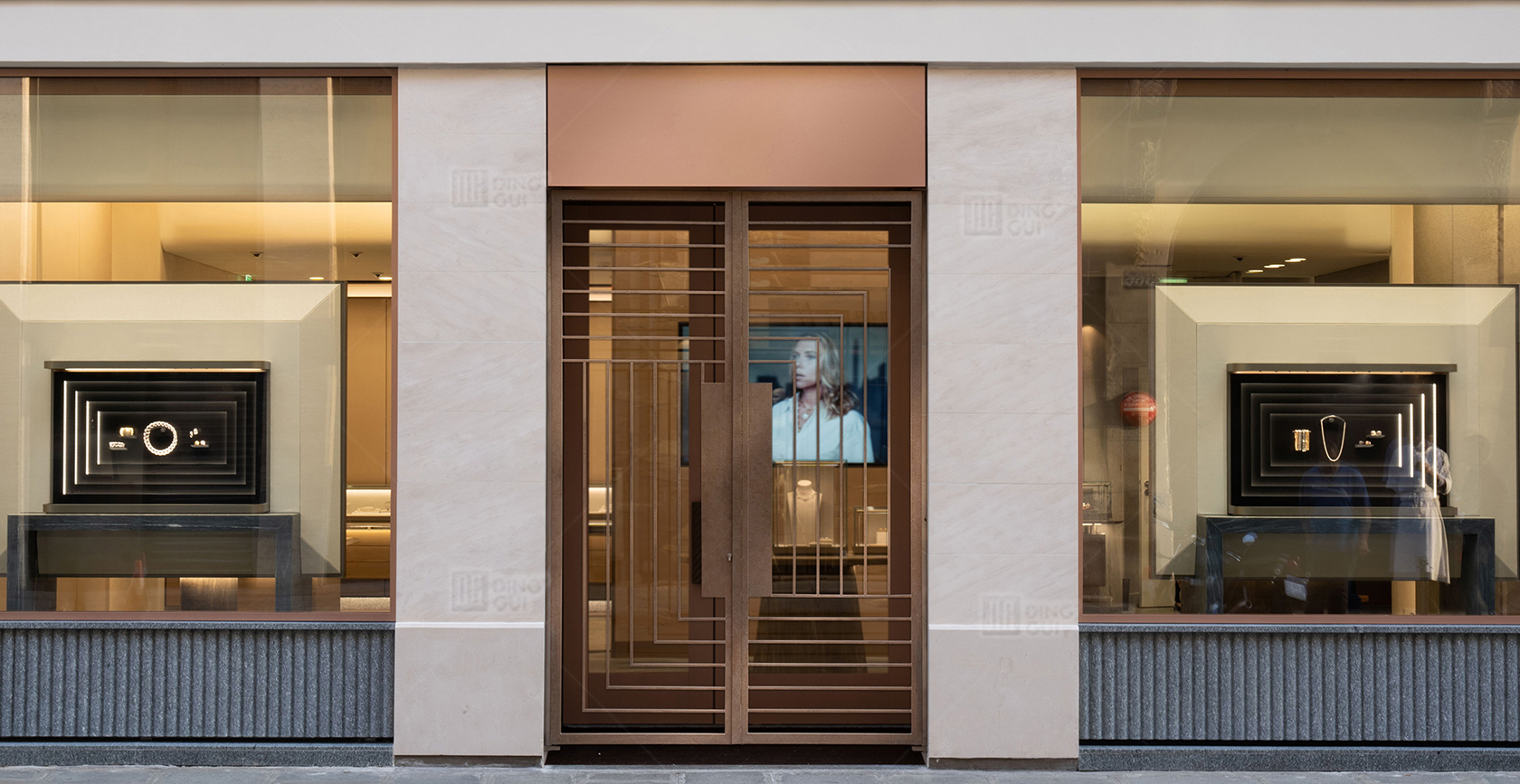 New York HighEnd Jewelry Brand Store DG Display Showcase