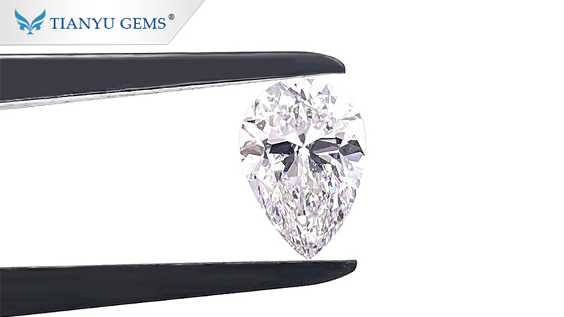 ユニークな動物の形の蝶のラボ グロウン ダイヤモンド |天宇の宝石