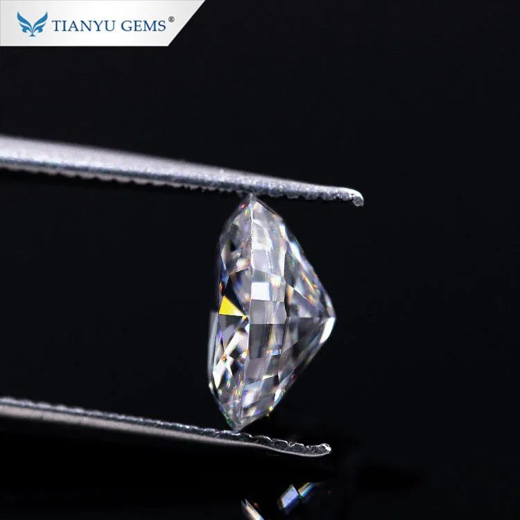 Diamante Certificato GIA - 0.70 Ct Colore G Purezza SI1 Taglio Eccellente - Foto 6