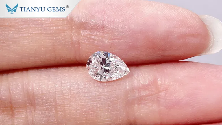 Diamant CVD Cultivé En Laboratoire 1.70 Ct - Coupe émeraude 6x8 Mm, Couleur D, Clarté IF