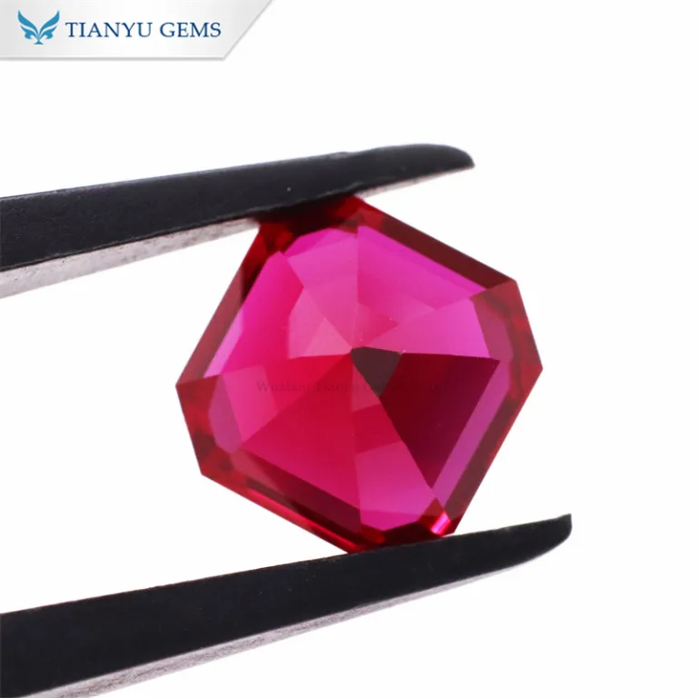 Pierre Rubis De Laboratoire (synthétique) - Lot De 1 - 4.2 Carats - Création Bijoux