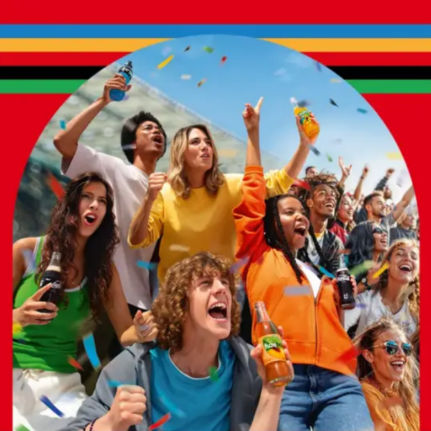 2024 年パリオリンピックにおけるコカ・コーラのパッケージ グローバルフォーチュンパッケージ