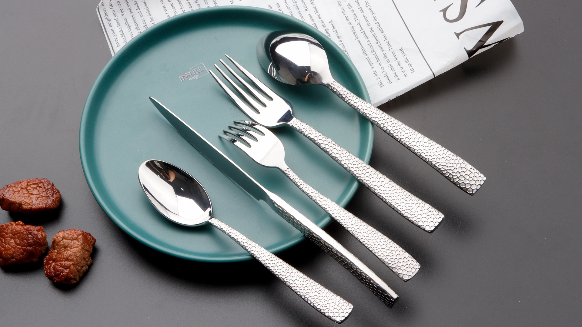 What's the difference between 18/0, 18/8, and 18/10 flatware? Infull