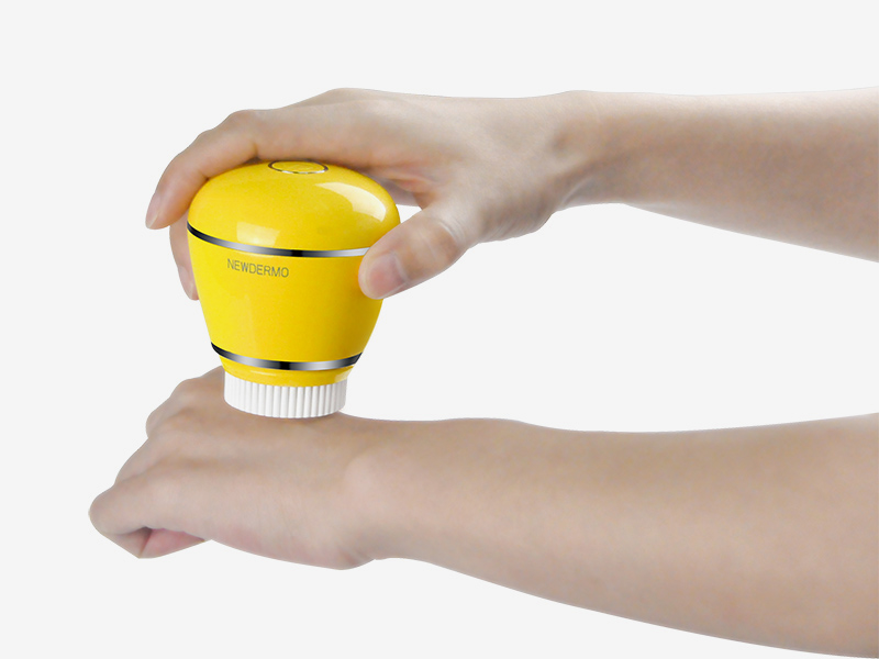 easy clean facial cleansing brush