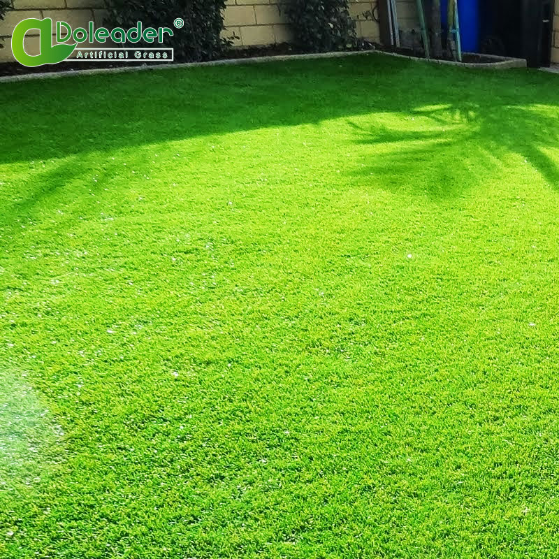 How to prevent artificial turf from melting？
