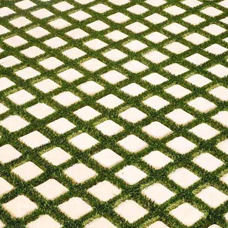 How to install pavers with artificial grass in between？