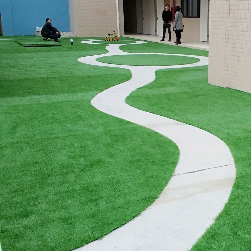 What Are The Top 8 Commercial Turf Benefits For Businesses