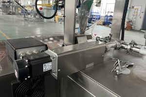 VFFS liquid packing machine with liquid pump