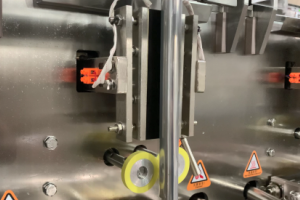 double-line packing machine with vertical seal