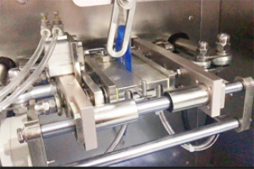 construction of powder pouch packaging machine