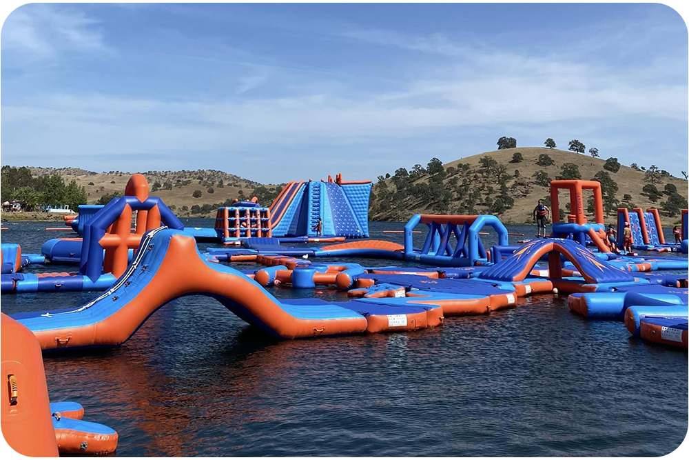 giant inflatable water park from Bouncia