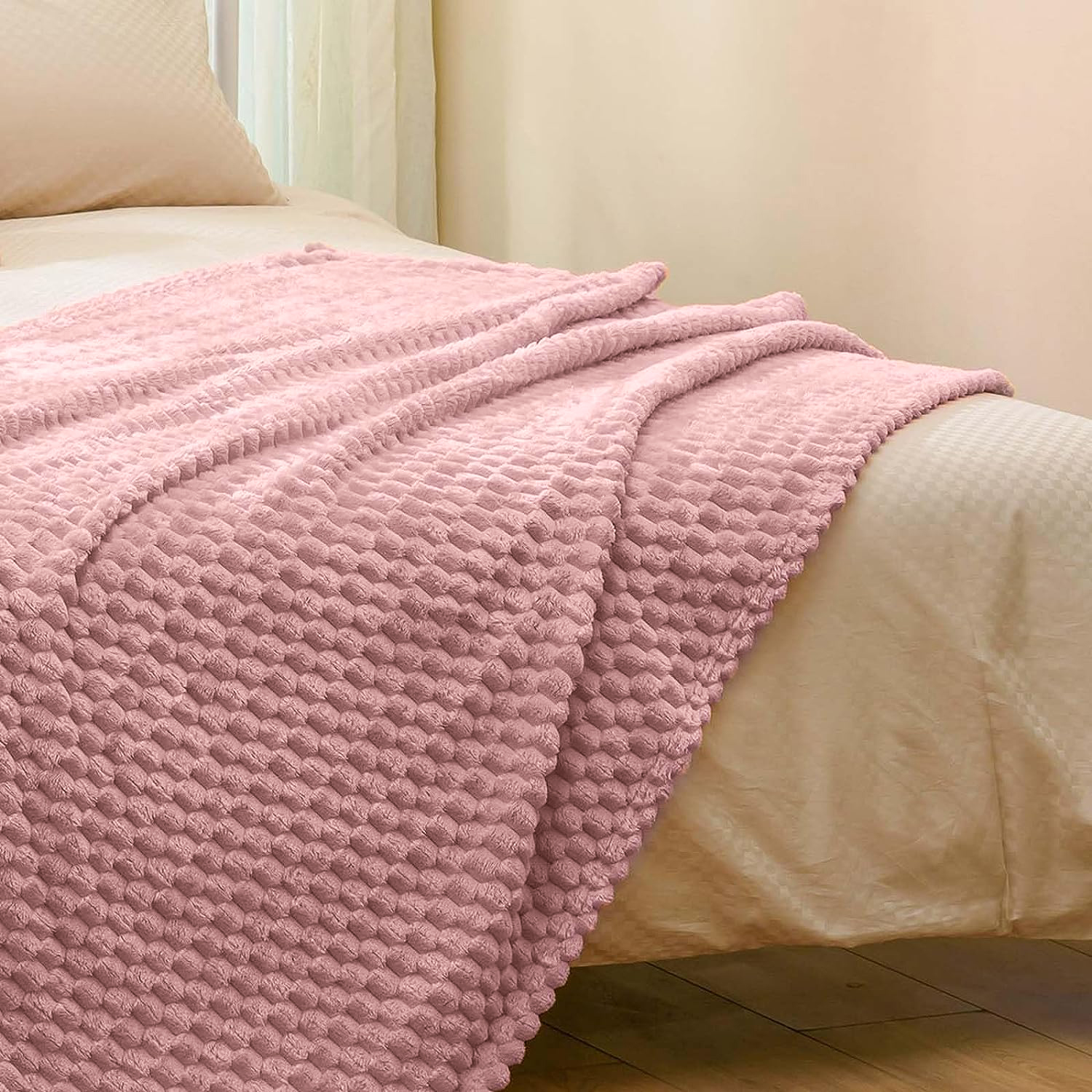  Customized Cozy Soft 3D Imitation Turtle Shell Jacquard Decorative Flannel Blankets manufacturers From China | Dalston 