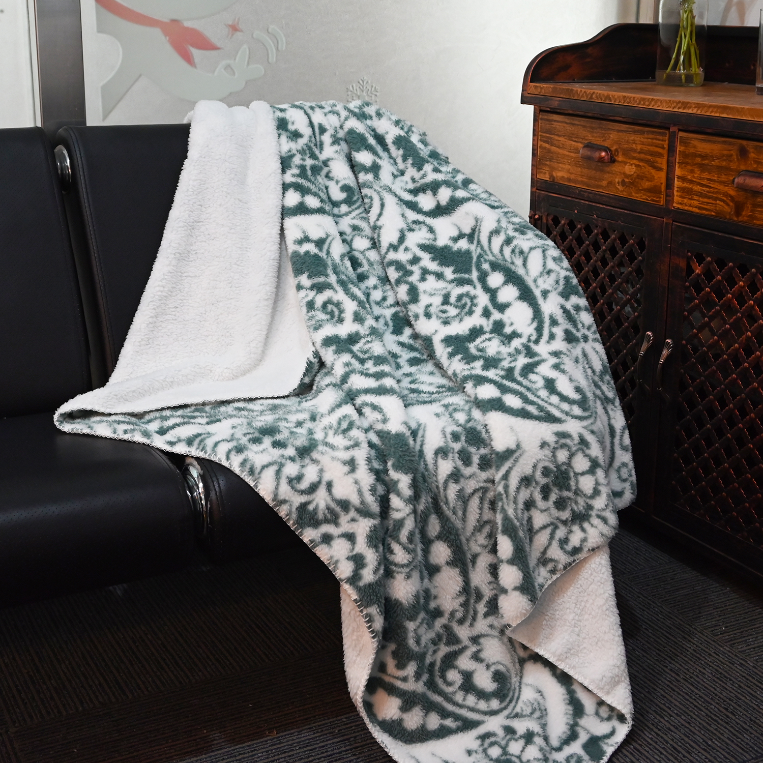  Best Warm And Cozy Fluffy Printed Polar Fleece Blanket Company - Dalston 
