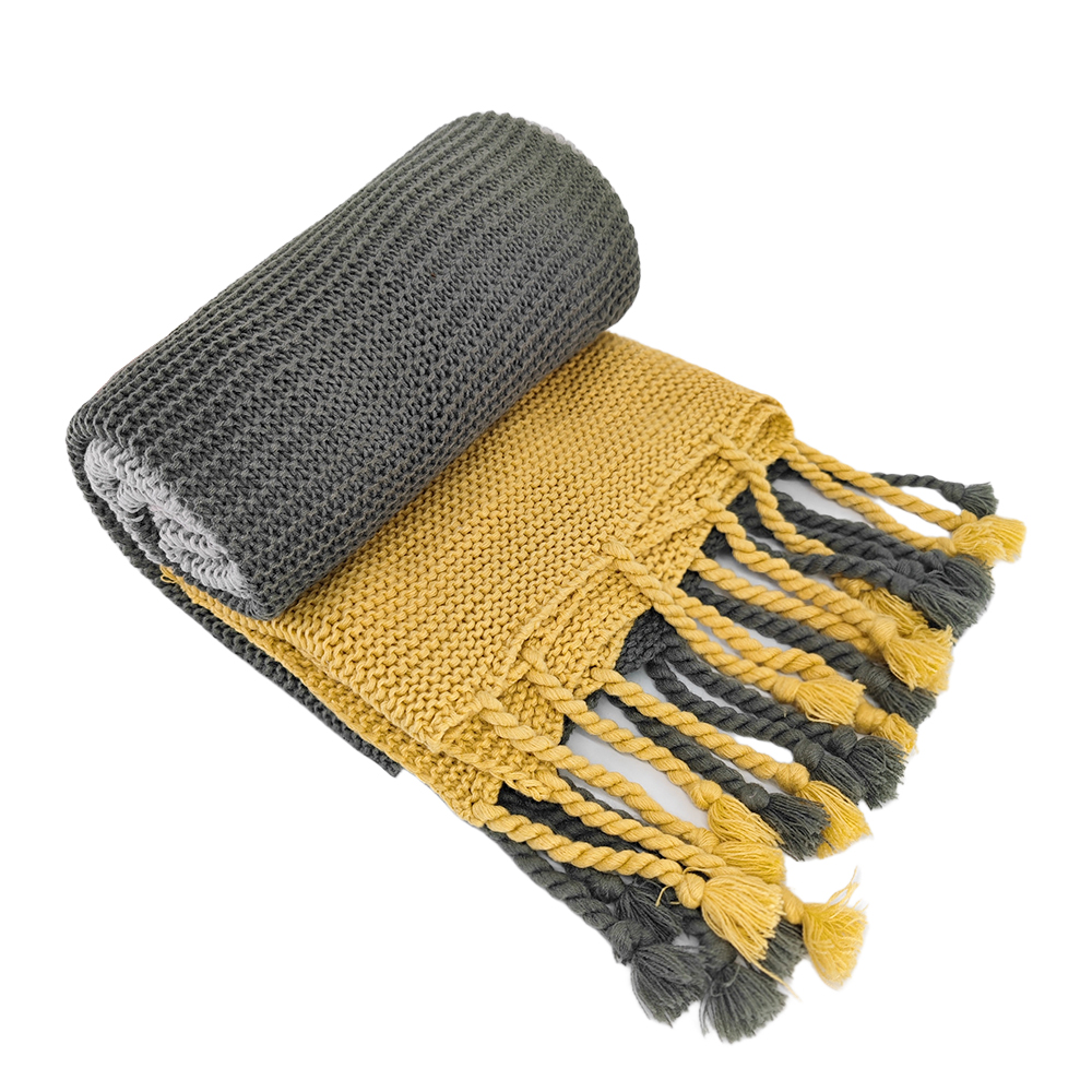  Quality Modern Fashion Color Blocking Whisker Rubbing Yarn Blanket Manufacturer | Dalston 