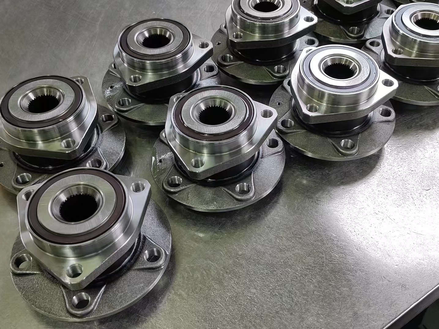 FRONT WHEEL HUB BEARING FOR VW、Audi、Skoda Supplier IQFPS