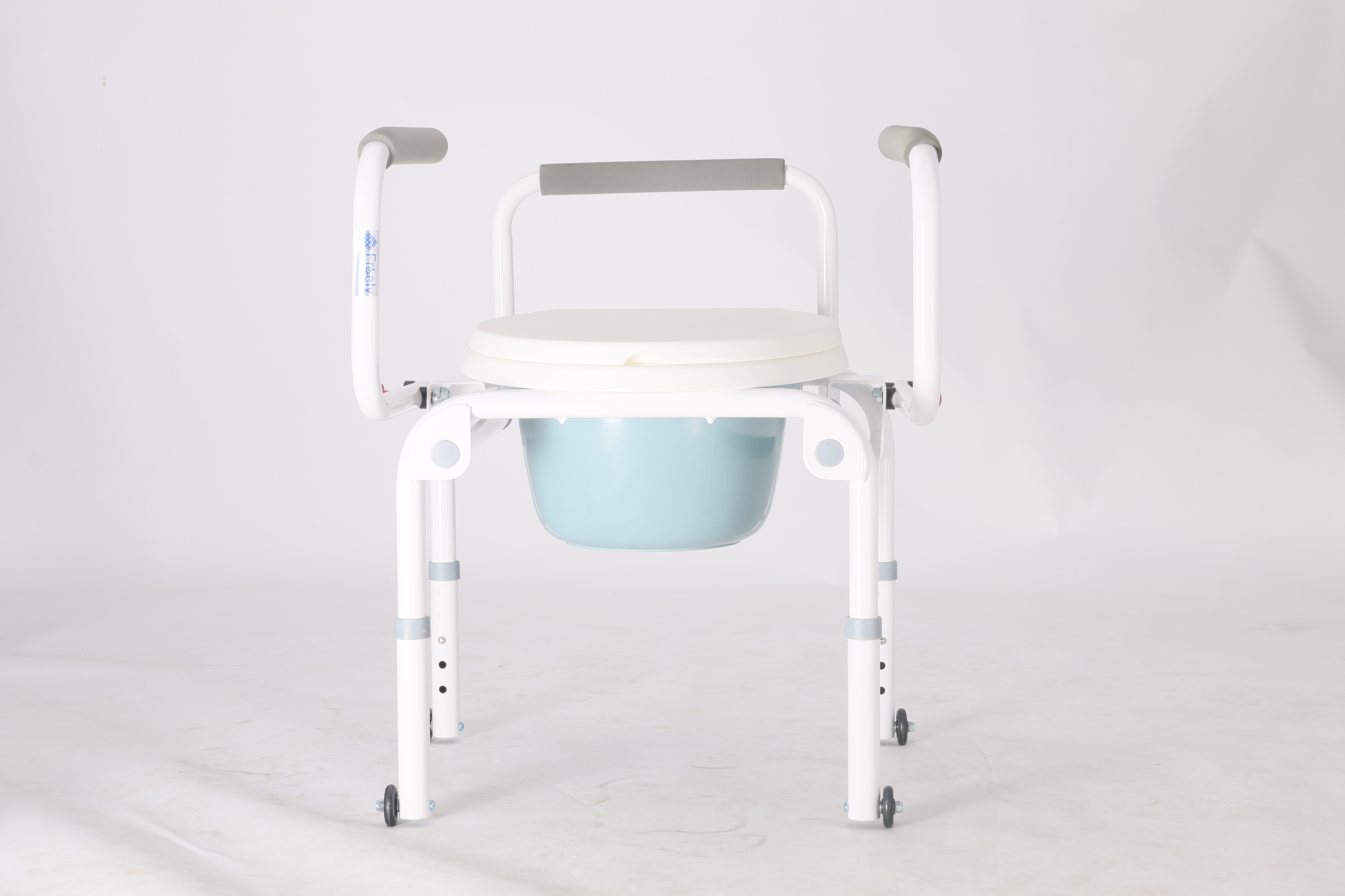 commode with arm