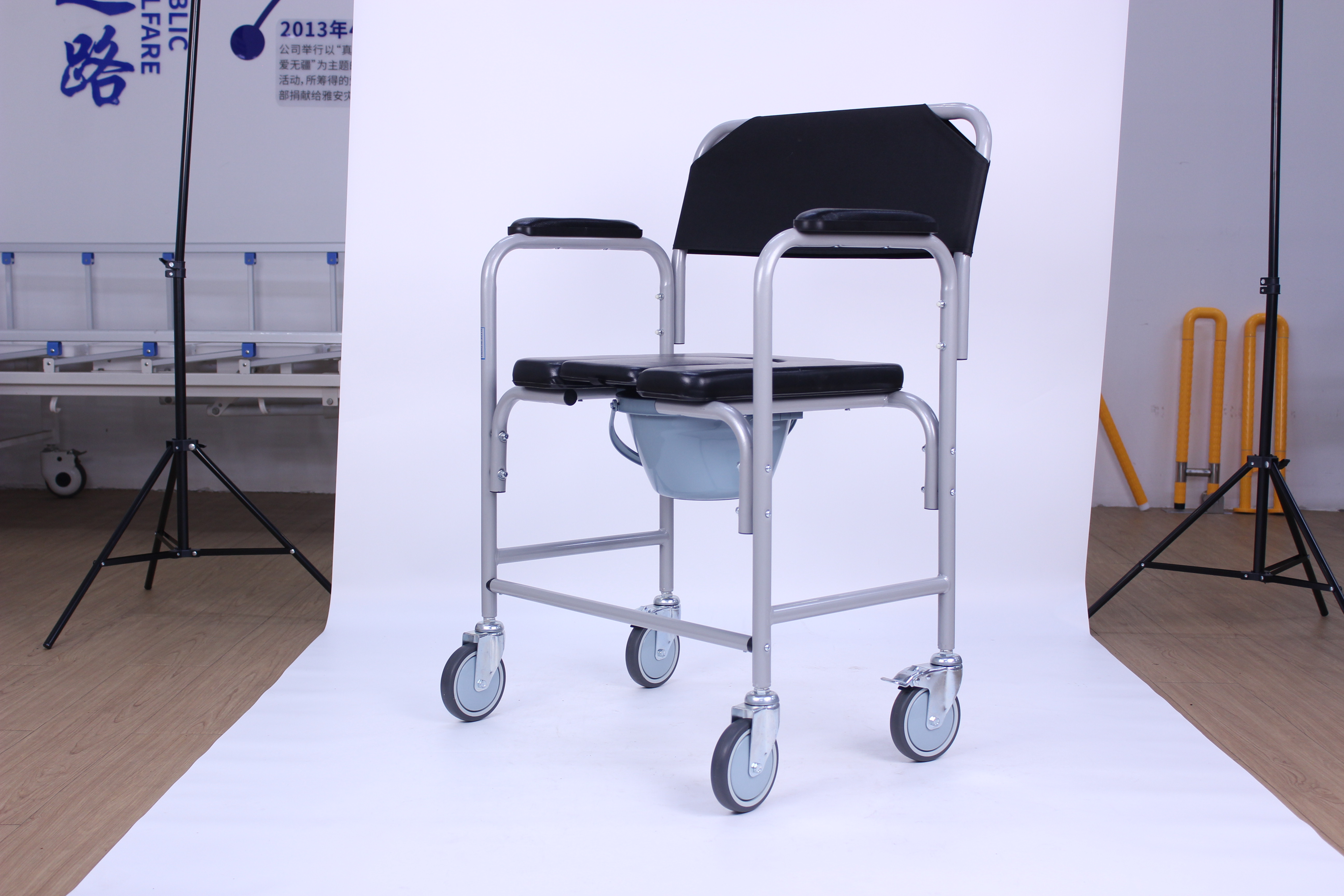 toilet chair for patients