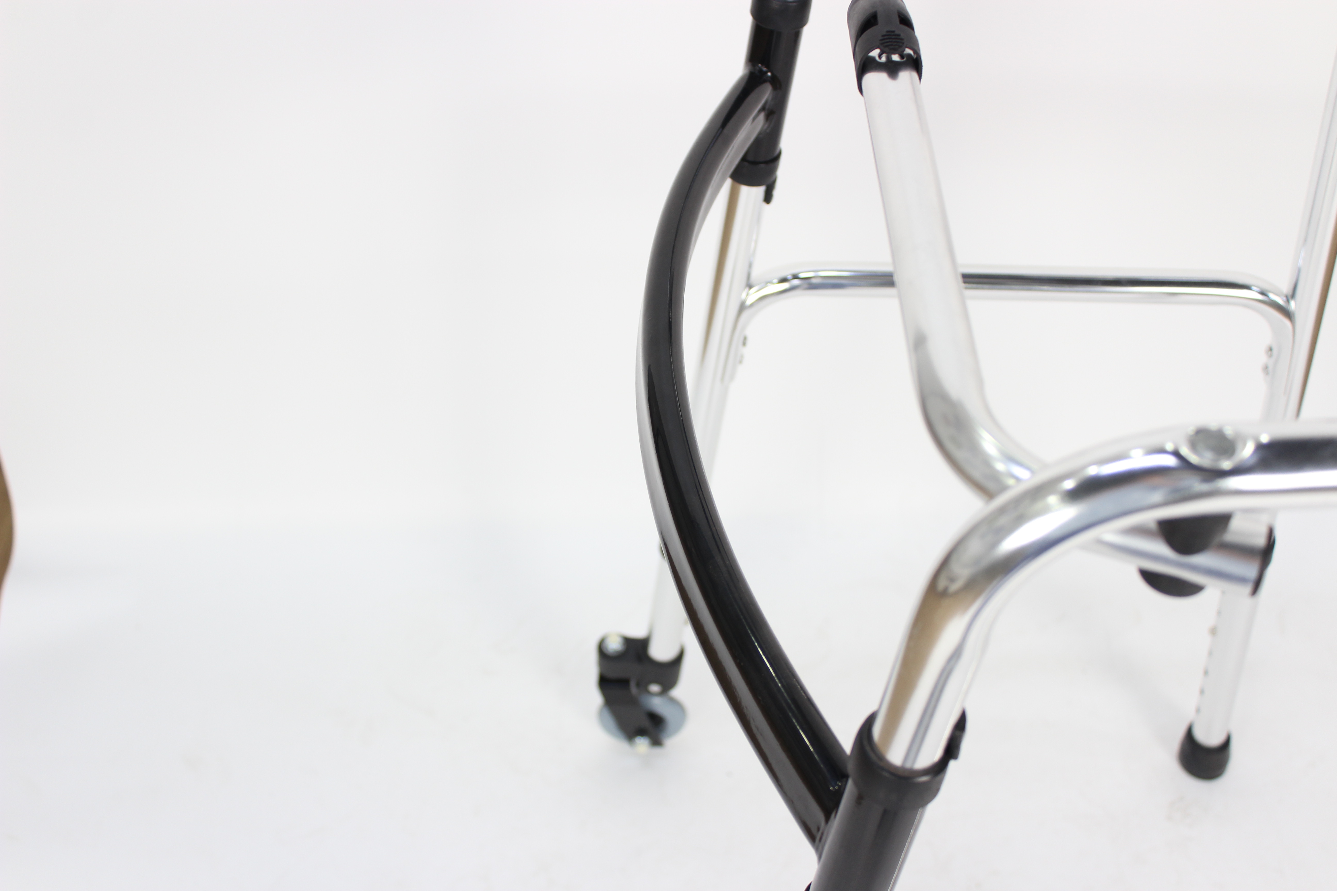 aluminium walker for adults