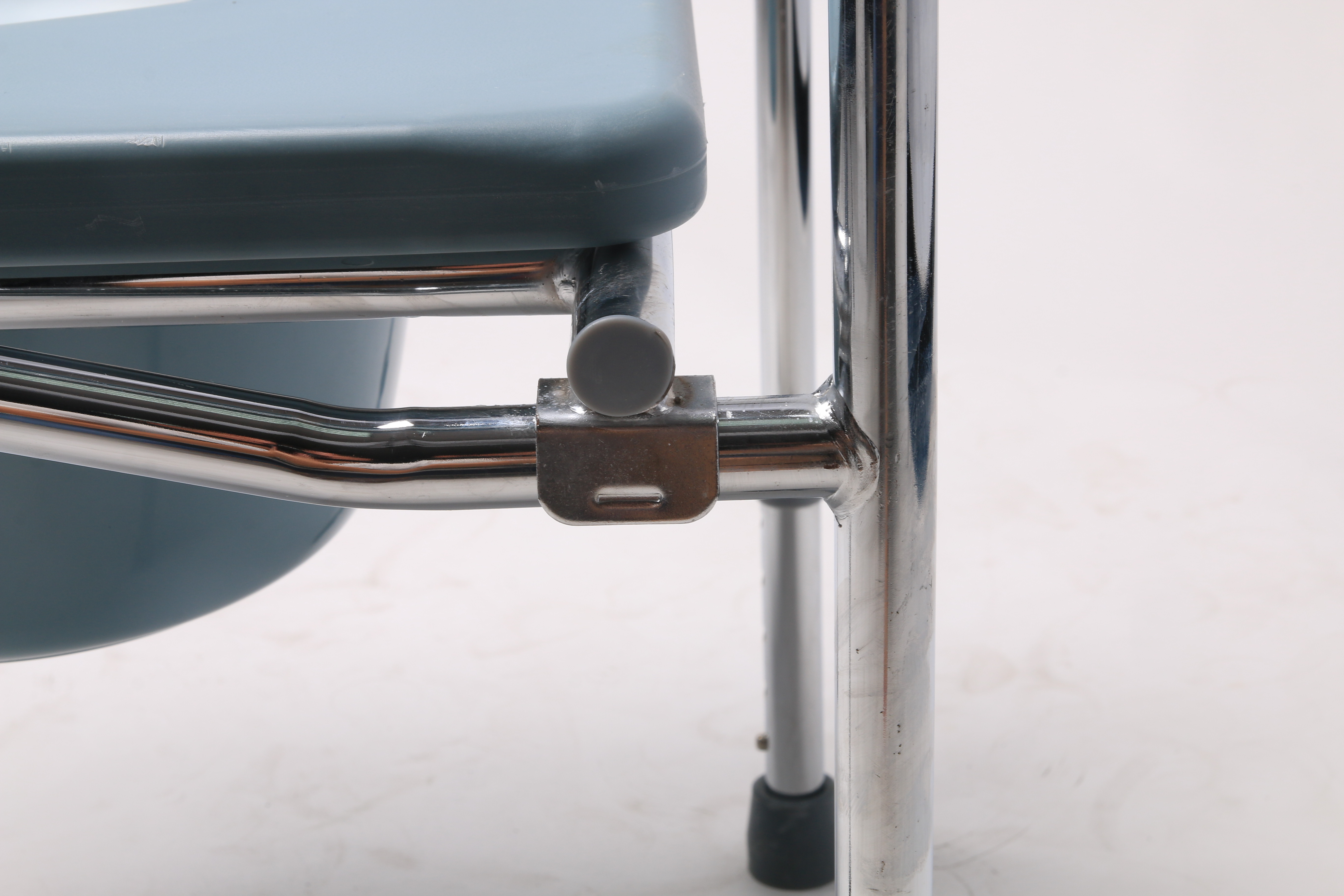 portable toilet chair