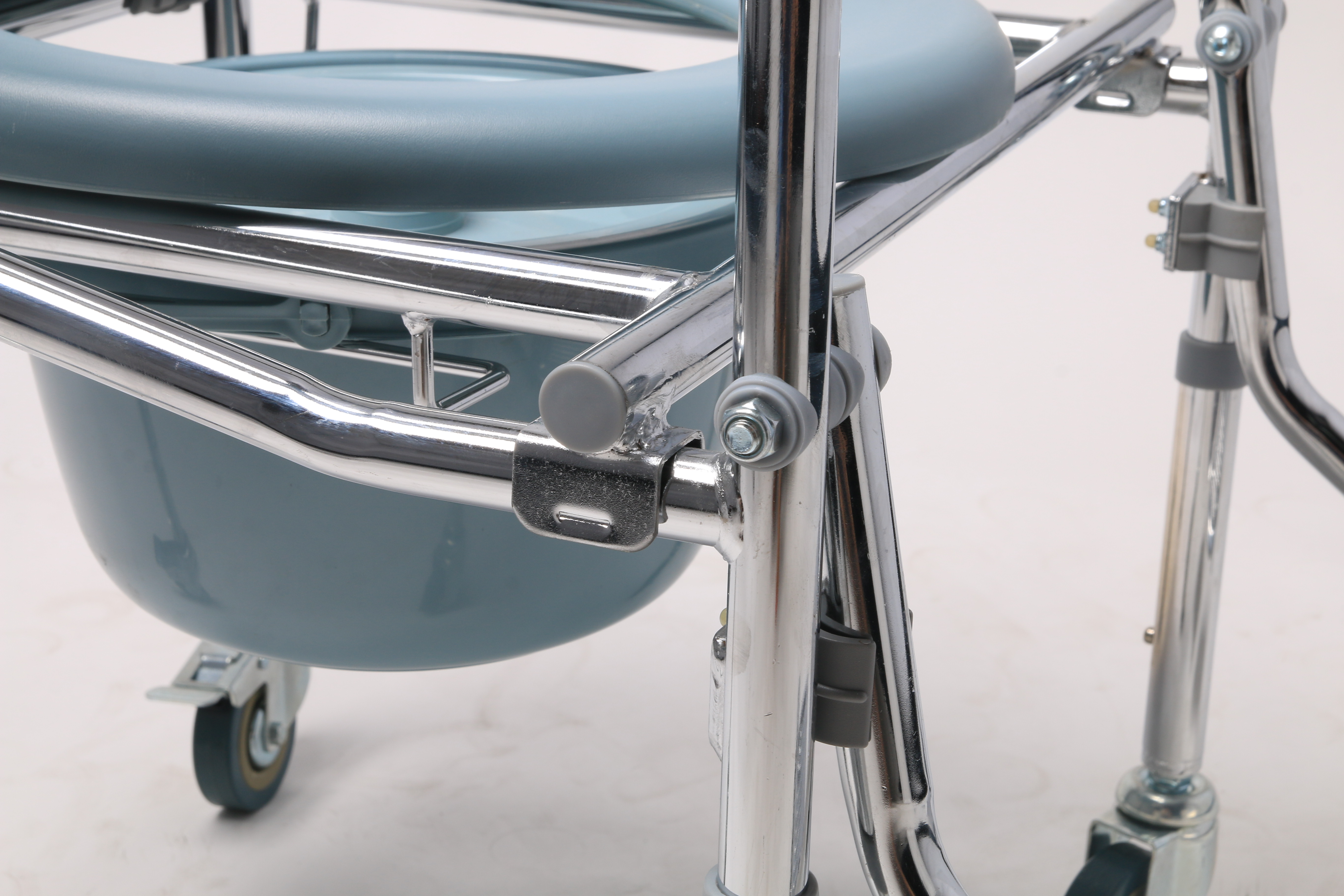 bathroom commode chair