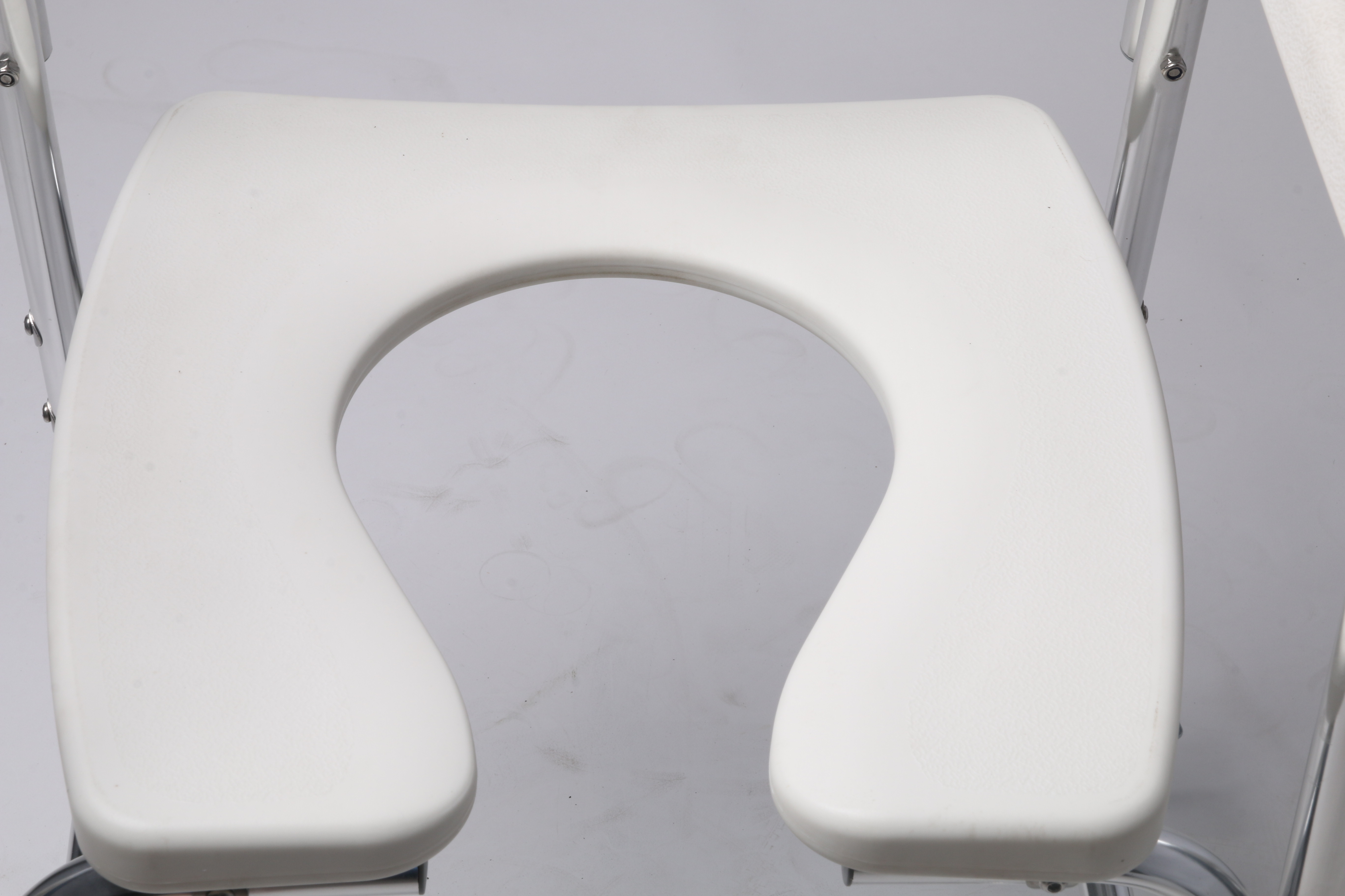 commode shower chair with wheels