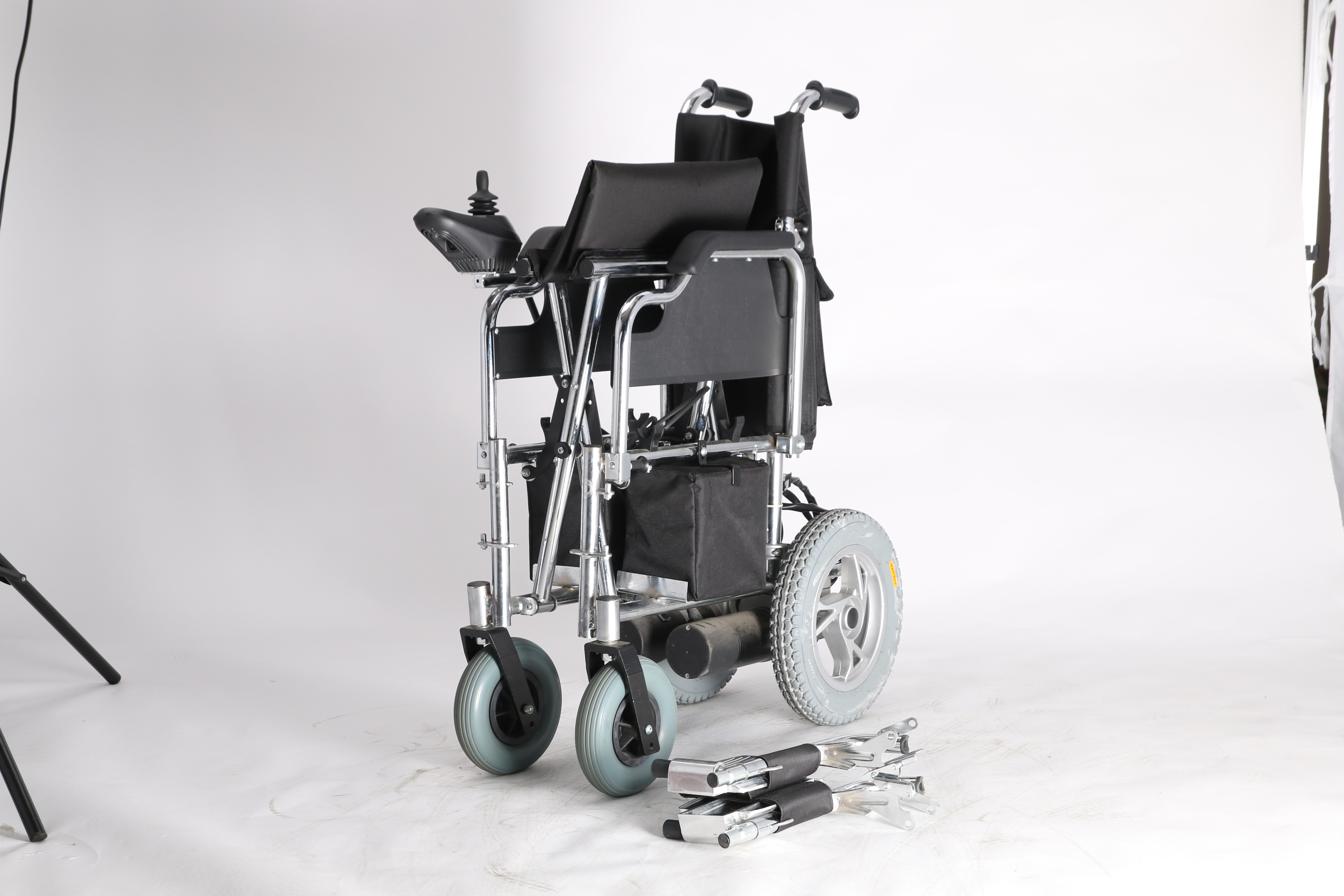 Multifunction Electric Wheelchair
