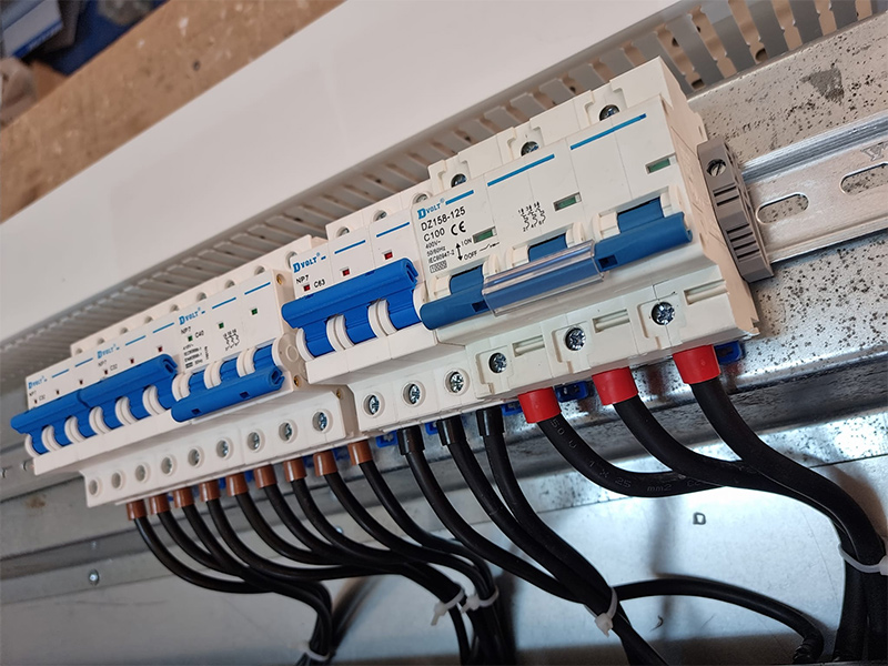 Diferencia Entre Mcb Mccb Rccb Elcb Dvolt