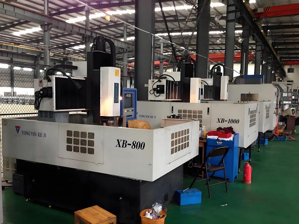 Plastic mold manufacturing