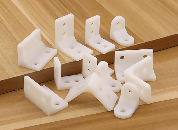 Right Angle Plastic Trim