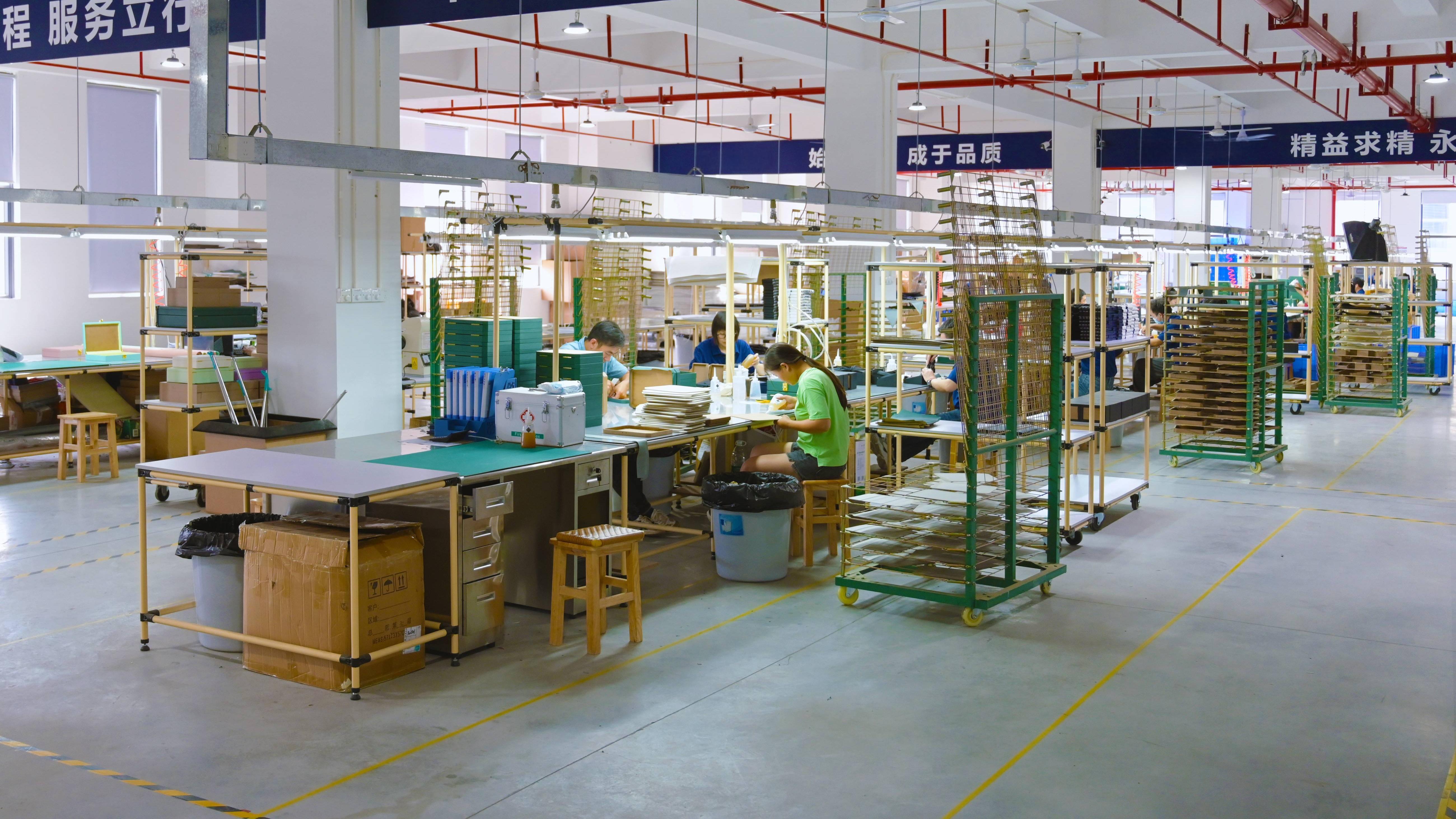 Custom Jewelry Box Manufacturer