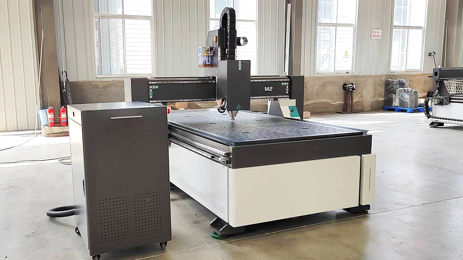 Mesin router CNC profesional berkualitas 4*8 kaki untuk industri periklanan dan pengerjaan kayu | Missile CNC