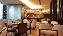 Customized hotel chairs and tables manufacturers From China