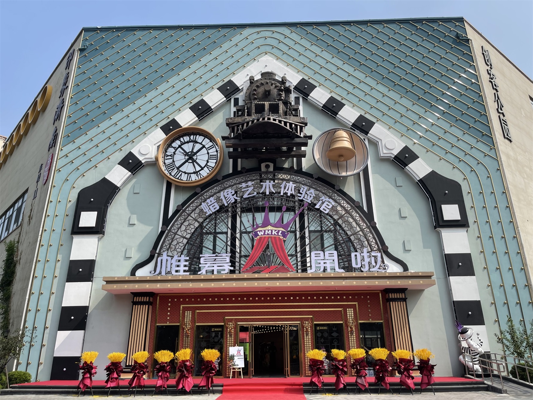 Weimukala (Jinan) Wax Museum has been opened for trial,who do you want to take a photo with? | DXDF, Grand Orient Wax Fi