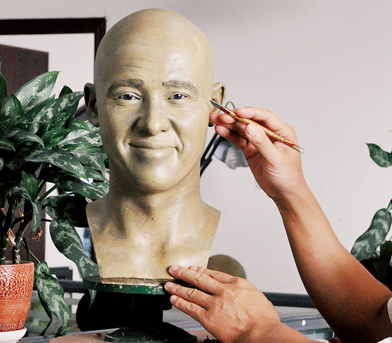 Wax Museum Figures for Sale & Custom Wax Statues DXDF